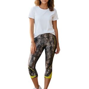 Avia Black and Yellow Leggings for Dynamic Performance
